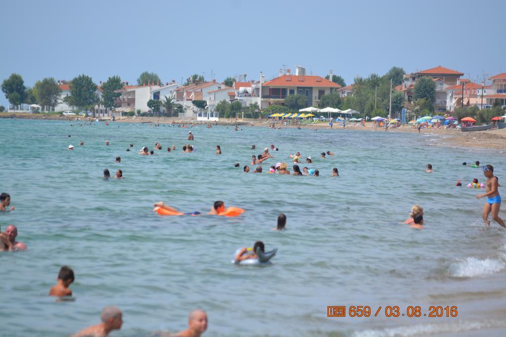 Apartments Dimitra Paralia Dionisiou Exterior foto