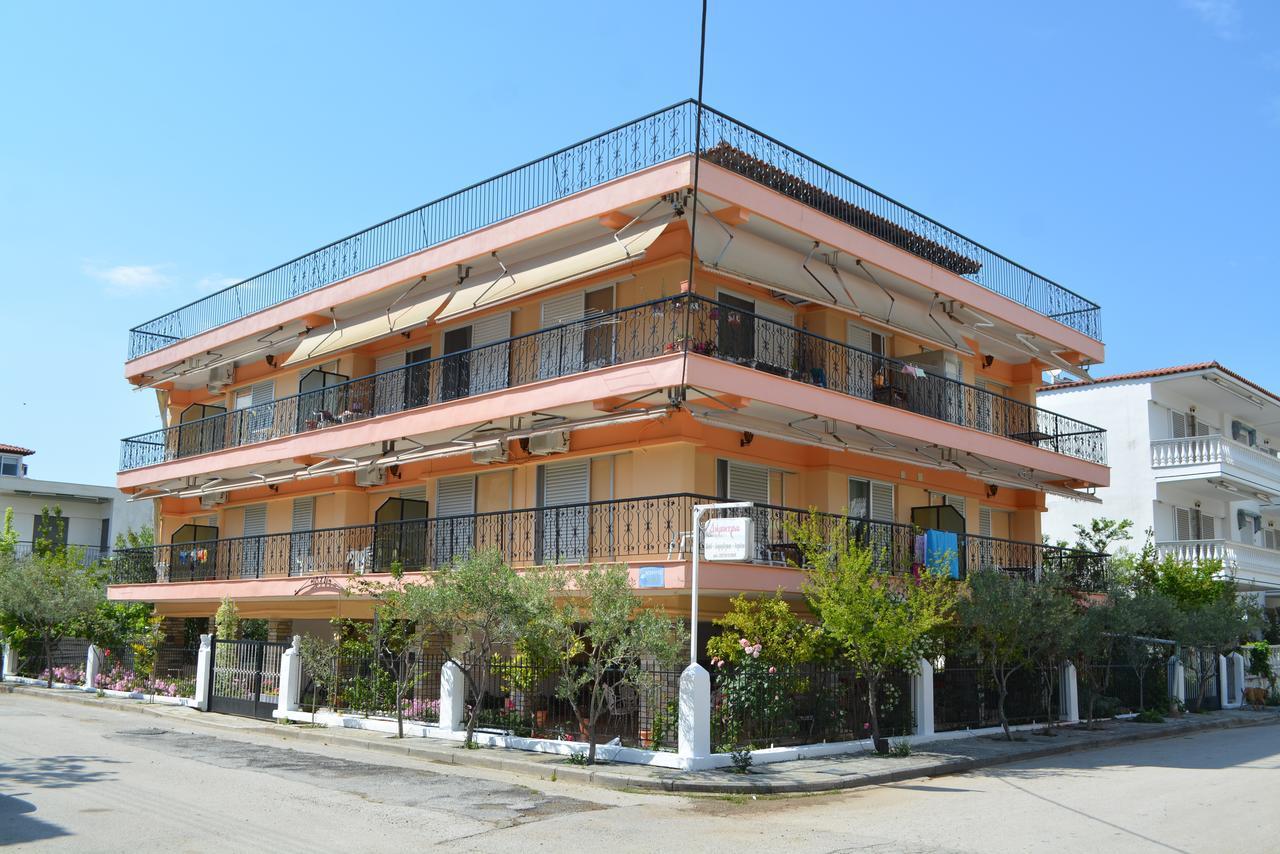Apartments Dimitra Paralia Dionisiou Exterior foto