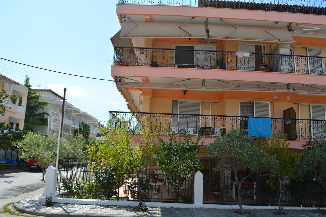 Apartments Dimitra Paralia Dionisiou Exterior foto