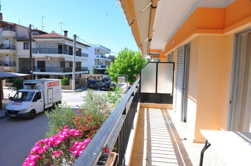 Apartments Dimitra Paralia Dionisiou Exterior foto